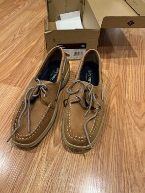 Sperry Men’s Brown Suede 2-Eye Boat Shoes